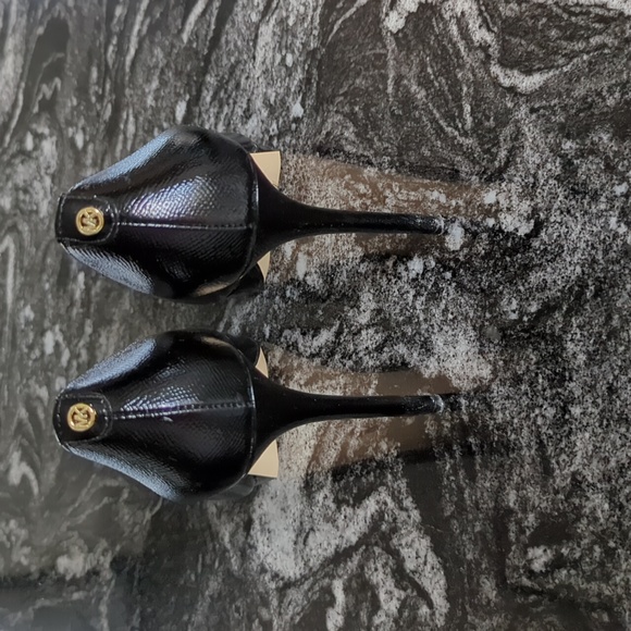 Michael Kors shoes - Picture 3 of 4